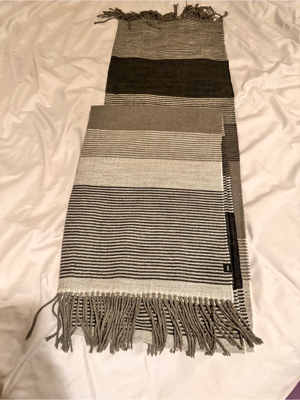Echo scarf